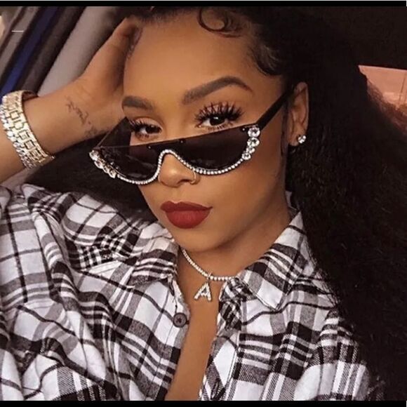 Sunglasses    - Picture 1 of 2